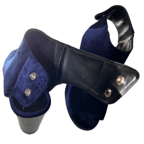 Steve Madden Royal Blue Velvet Heels Pumps Open Toe Size 7.5 - Picture 7 of 7